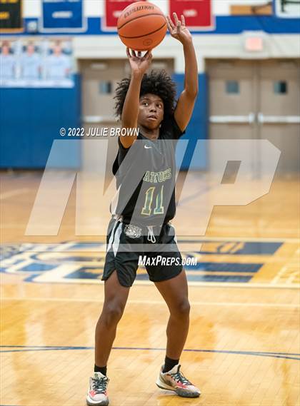 Thumbnail 2 in Indianapolis Crispus Attucks @ Indianapolis Bishop Chatard photogallery.