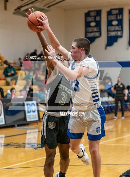 Thumbnail 3 in Indianapolis Crispus Attucks @ Indianapolis Bishop Chatard photogallery.
