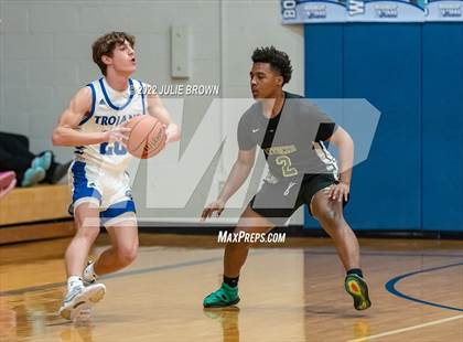Thumbnail 2 in Indianapolis Crispus Attucks @ Indianapolis Bishop Chatard photogallery.