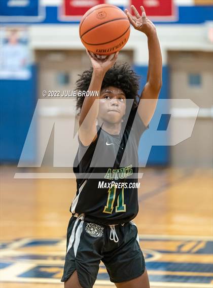 Thumbnail 3 in Indianapolis Crispus Attucks @ Indianapolis Bishop Chatard photogallery.