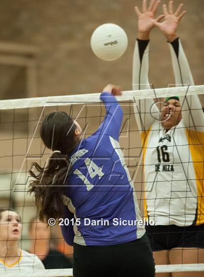 Thumbnail 1 in Cesar Chavez @ Marcos de Niza photogallery.