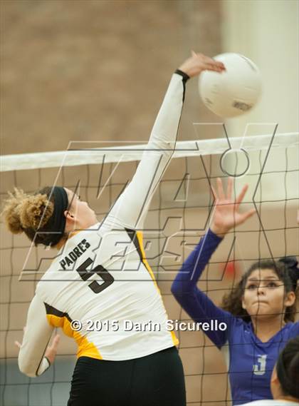 Thumbnail 3 in Cesar Chavez @ Marcos de Niza photogallery.