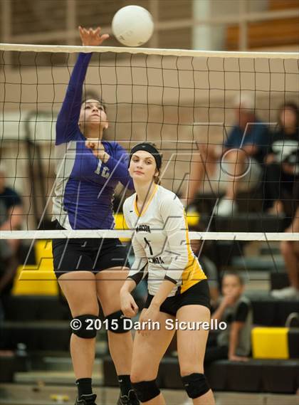 Thumbnail 2 in Cesar Chavez @ Marcos de Niza photogallery.
