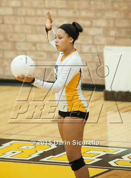 Thumbnail 2 in Cesar Chavez @ Marcos de Niza photogallery.