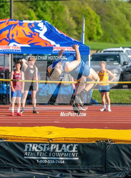 Thumbnail 2 in South Seneca Invitational photogallery.