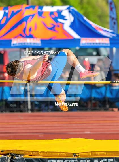 Thumbnail 2 in South Seneca Invitational photogallery.