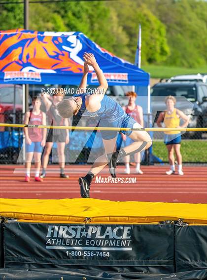 Thumbnail 1 in South Seneca Invitational photogallery.
