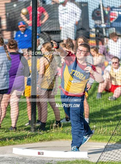 Thumbnail 2 in South Seneca Invitational photogallery.