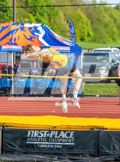 Thumbnail 1 in South Seneca Invitational photogallery.
