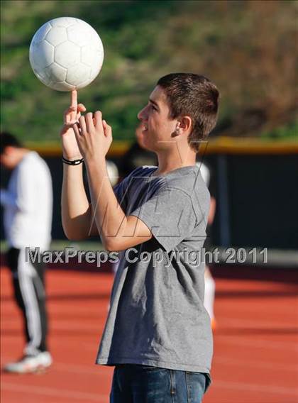 Thumbnail 2 in Calabasas @ Royal photogallery.