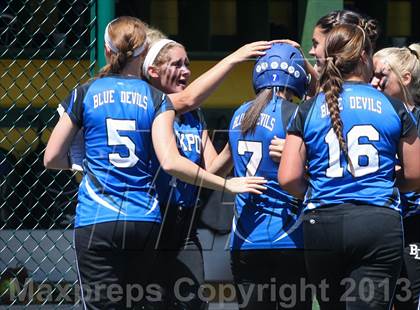 Thumbnail 3 in Brockport vs. Clarence (NYSPHSAA Class AA Western Regional) photogallery.