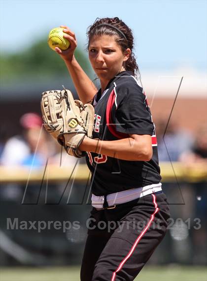 Thumbnail 3 in Brockport vs. Clarence (NYSPHSAA Class AA Western Regional) photogallery.