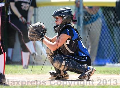 Thumbnail 2 in Brockport vs. Clarence (NYSPHSAA Class AA Western Regional) photogallery.