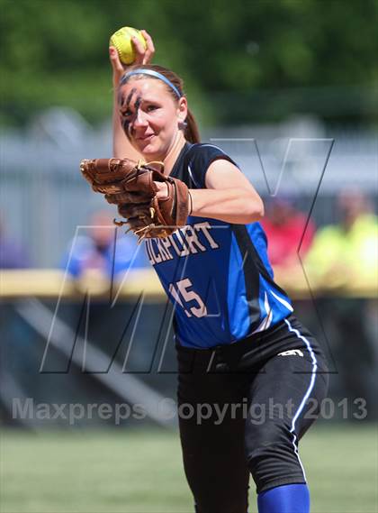 Thumbnail 1 in Brockport vs. Clarence (NYSPHSAA Class AA Western Regional) photogallery.