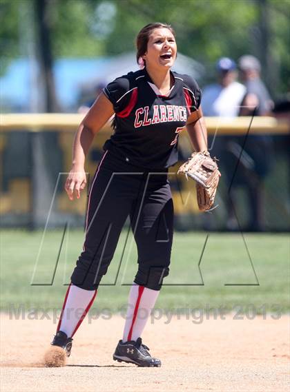 Thumbnail 3 in Brockport vs. Clarence (NYSPHSAA Class AA Western Regional) photogallery.