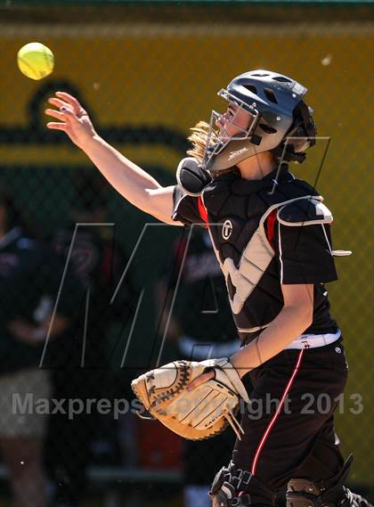 Thumbnail 2 in Brockport vs. Clarence (NYSPHSAA Class AA Western Regional) photogallery.