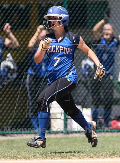 Thumbnail 3 in Brockport vs. Clarence (NYSPHSAA Class AA Western Regional) photogallery.