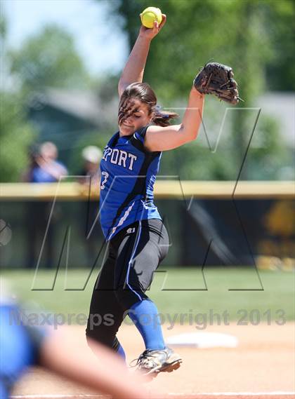 Thumbnail 2 in Brockport vs. Clarence (NYSPHSAA Class AA Western Regional) photogallery.