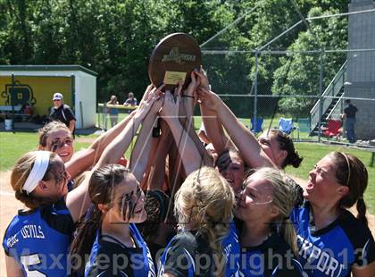 Thumbnail 2 in Brockport vs. Clarence (NYSPHSAA Class AA Western Regional) photogallery.