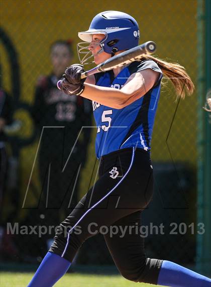 Thumbnail 1 in Brockport vs. Clarence (NYSPHSAA Class AA Western Regional) photogallery.