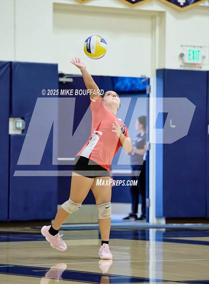 Thumbnail 3 in Rio Mesa @ Dos Pueblos photogallery.