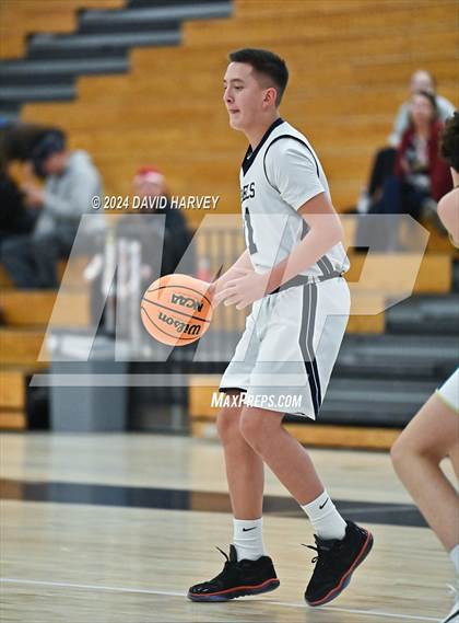 Thumbnail 1 in Bear Creek vs Columbine photogallery.