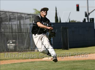 Thumbnail 1 in Vista vs. El Diamante (58th Lions Invitational) photogallery.