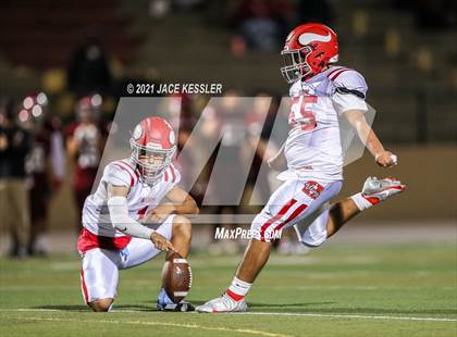 Thumbnail 1 in Hueneme @ Santa Paula photogallery.
