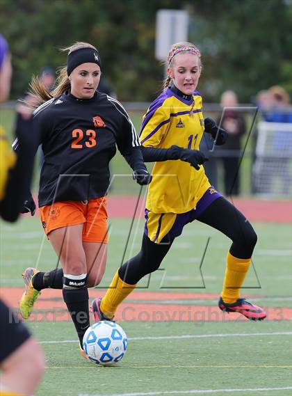 Thumbnail 2 in Holland vs. Keshequa (Section 6 Class C Final) photogallery.