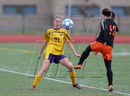 Thumbnail 1 in Holland vs. Keshequa (Section 6 Class C Final) photogallery.