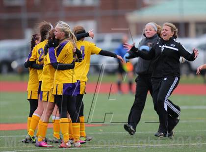 Thumbnail 2 in Holland vs. Keshequa (Section 6 Class C Final) photogallery.