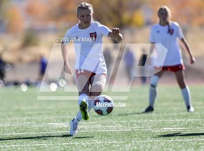 Thumbnail 2 in Equipo Academy vs. Truckee (NIAA 3A State Semifinals) photogallery.
