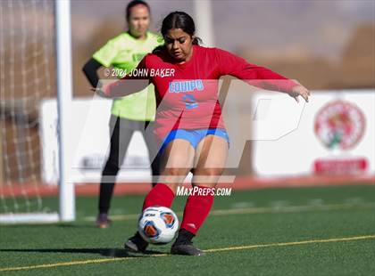 Thumbnail 1 in Equipo Academy vs. Truckee (NIAA 3A State Semifinals) photogallery.