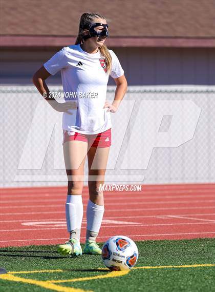 Thumbnail 3 in Equipo Academy vs. Truckee (NIAA 3A State Semifinals) photogallery.
