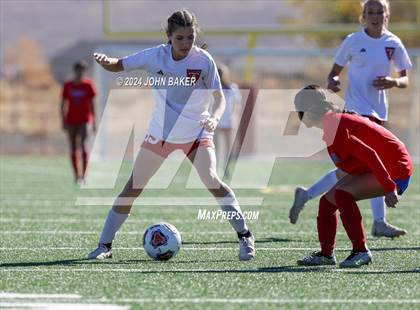 Thumbnail 2 in Equipo Academy vs. Truckee (NIAA 3A State Semifinals) photogallery.