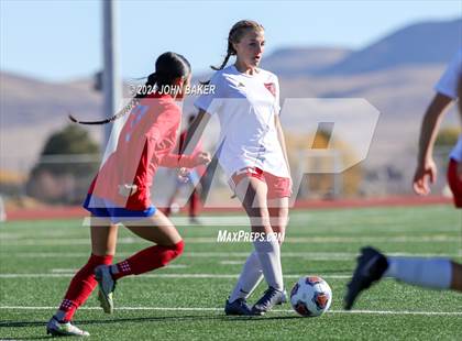 Thumbnail 3 in Equipo Academy vs. Truckee (NIAA 3A State Semifinals) photogallery.