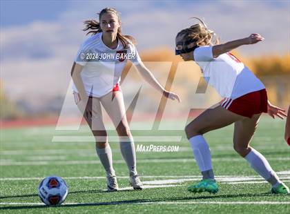 Thumbnail 2 in Equipo Academy vs. Truckee (NIAA 3A State Semifinals) photogallery.