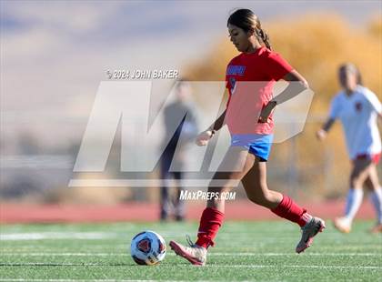 Thumbnail 3 in Equipo Academy vs. Truckee (NIAA 3A State Semifinals) photogallery.