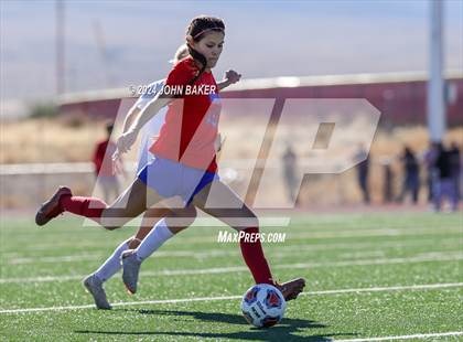 Thumbnail 2 in Equipo Academy vs. Truckee (NIAA 3A State Semifinals) photogallery.