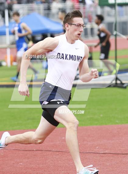 Thumbnail 1 in 4th Annual Randy Sturgeon Invitational (100, 110 HH, 300 LH, 400) photogallery.