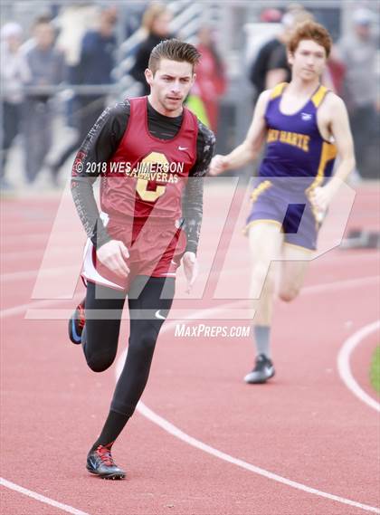 Thumbnail 1 in 4th Annual Randy Sturgeon Invitational (100, 110 HH, 300 LH, 400) photogallery.