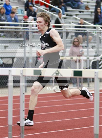Thumbnail 2 in 4th Annual Randy Sturgeon Invitational (100, 110 HH, 300 LH, 400) photogallery.