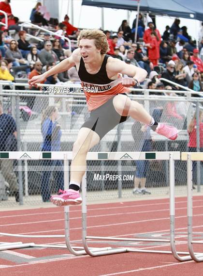 Thumbnail 2 in 4th Annual Randy Sturgeon Invitational (100, 110 HH, 300 LH, 400) photogallery.