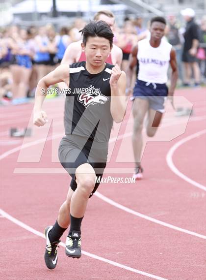 Thumbnail 3 in 4th Annual Randy Sturgeon Invitational (100, 110 HH, 300 LH, 400) photogallery.