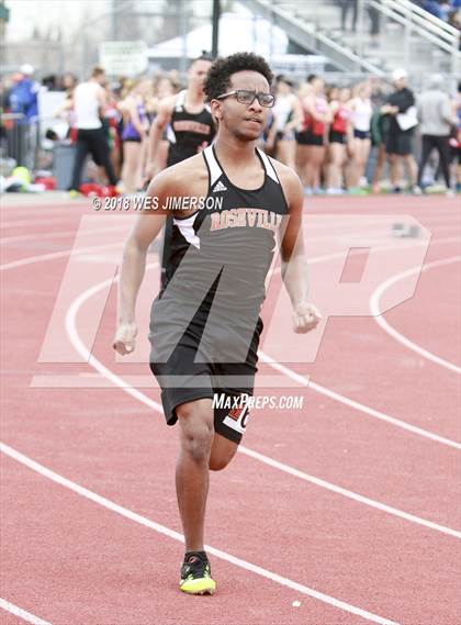 Thumbnail 1 in 4th Annual Randy Sturgeon Invitational (100, 110 HH, 300 LH, 400) photogallery.