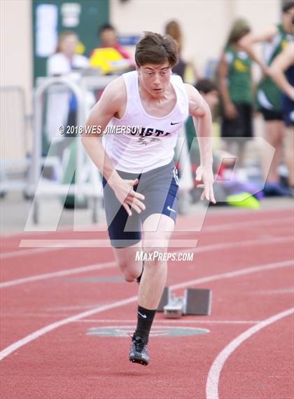 Thumbnail 1 in 4th Annual Randy Sturgeon Invitational (100, 110 HH, 300 LH, 400) photogallery.