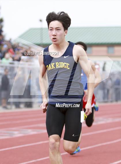 Thumbnail 2 in 4th Annual Randy Sturgeon Invitational (100, 110 HH, 300 LH, 400) photogallery.
