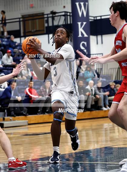 Thumbnail 3 in Charlotte Catholic @ Charlotte Latin photogallery.