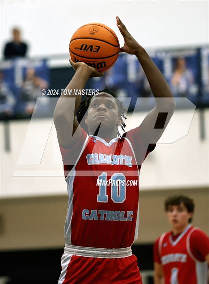Thumbnail 3 in Charlotte Catholic @ Charlotte Latin photogallery.