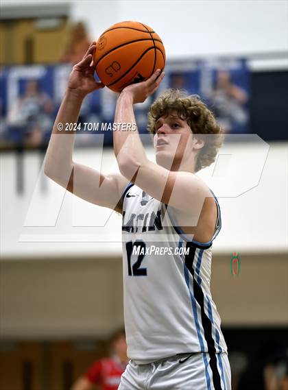 Thumbnail 1 in Charlotte Catholic @ Charlotte Latin photogallery.